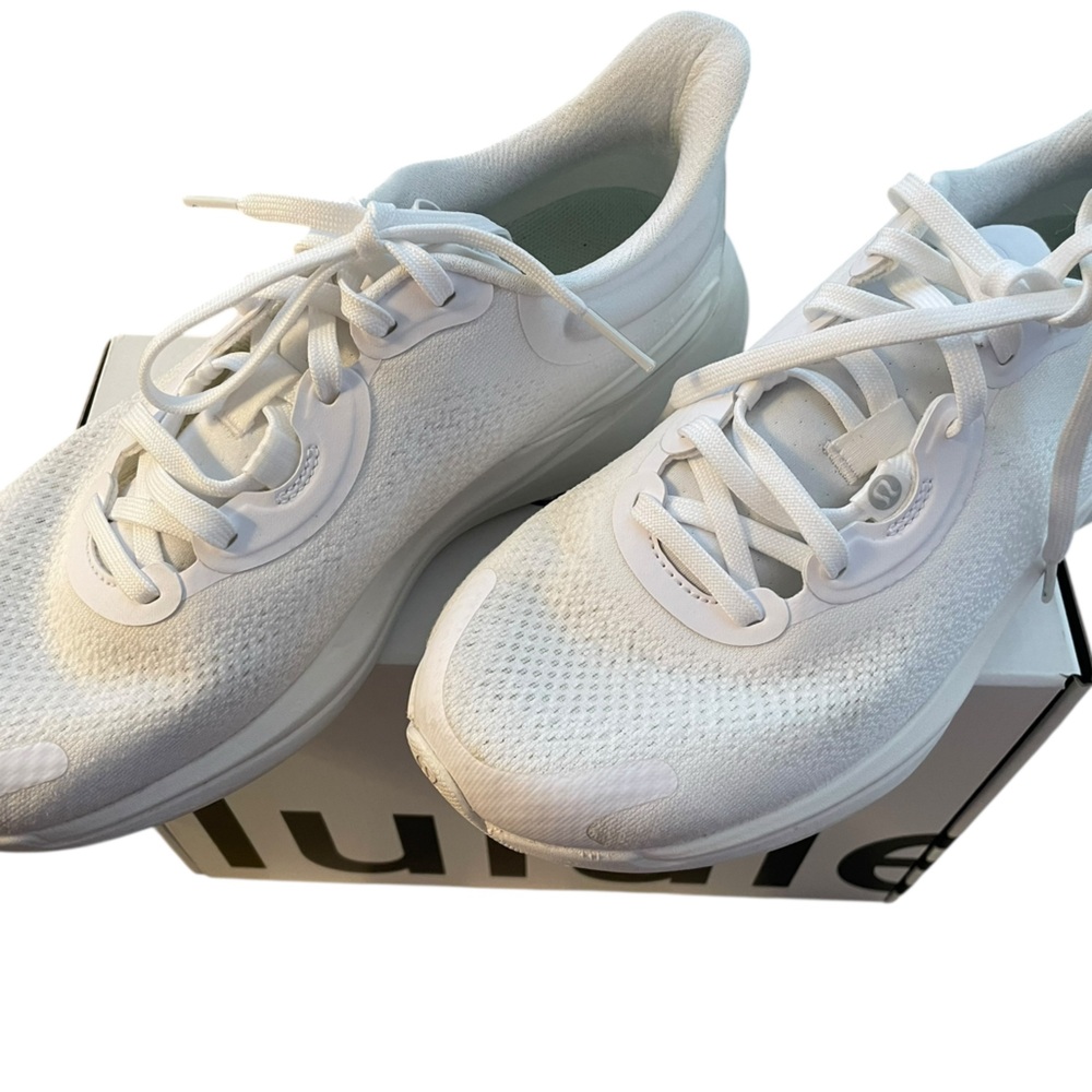 Lululemon Chargefeel Workout Low 2 Women's Running Shoes White Size 8